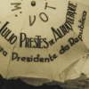 Fotografia com objeto de campanha (guarda-sol) à Presidência da República. APESP. 101.SG7.1.81.2