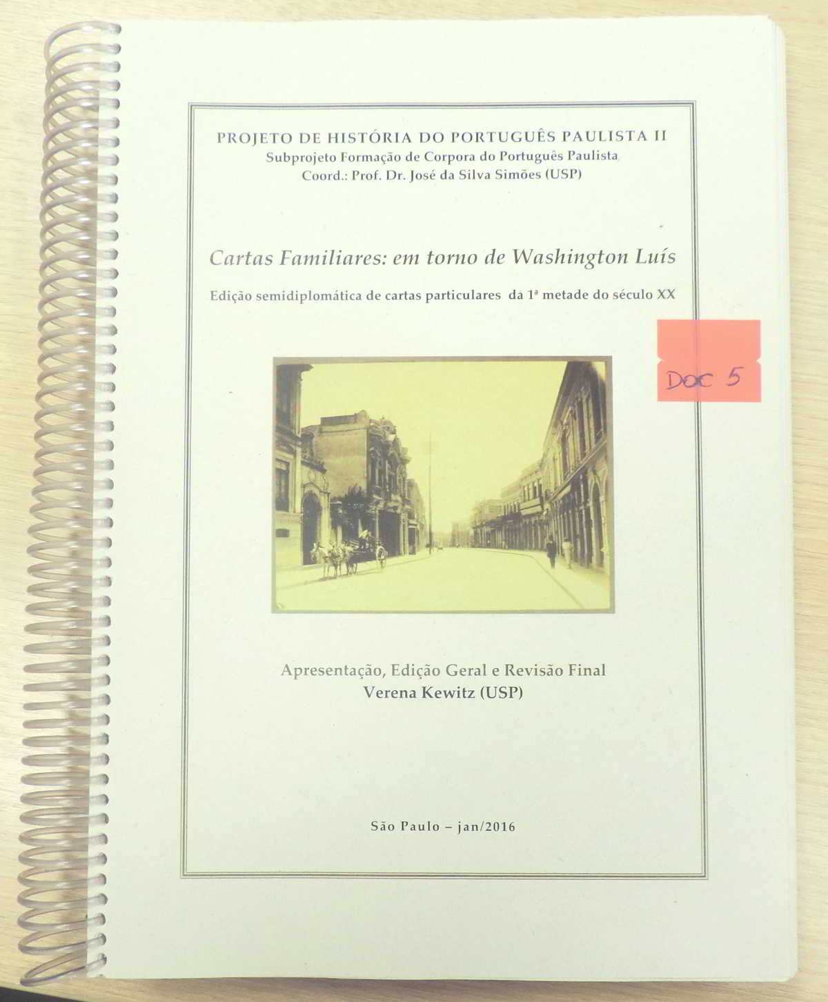 Capa de dossiê de pesquisa editado, referente ao Projeto de História do Português Paulista